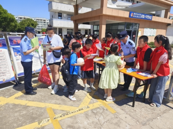 江苏海安：学校门口的反诈课——你我同心 反诈“童”行